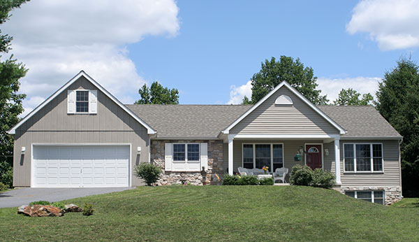 Easy Guide To Roofing Roofeditmyself Ad Installing Roof Shingles Roof Shingles Installing Shingles
